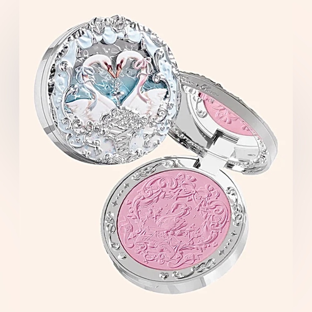 Blush Flower Knows 🦢